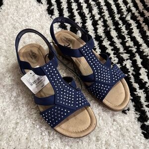 Sandals 9.5